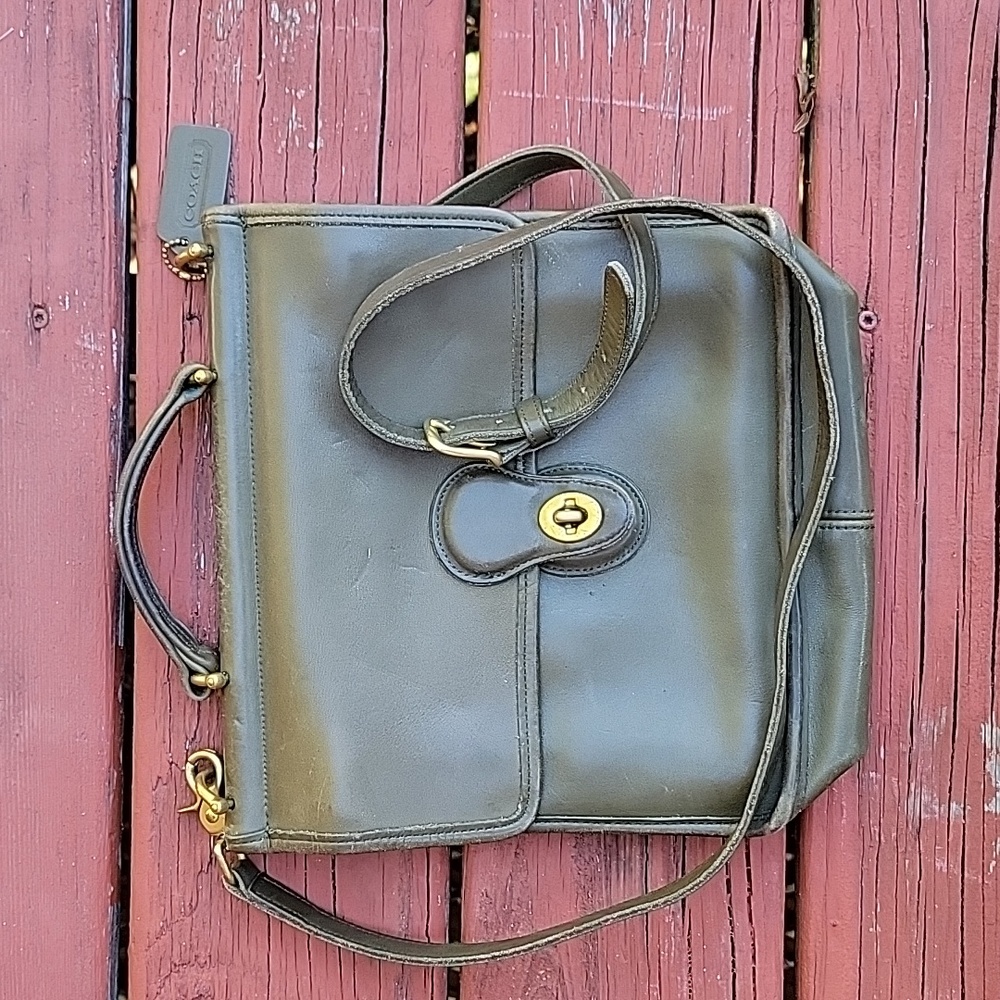 Classic Coach Olive Green Willis Leather Men's Bag - Picture 12 of 16